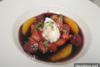 Eggs Benedict with Smoked Salmon Blinis: Brunch Perfection