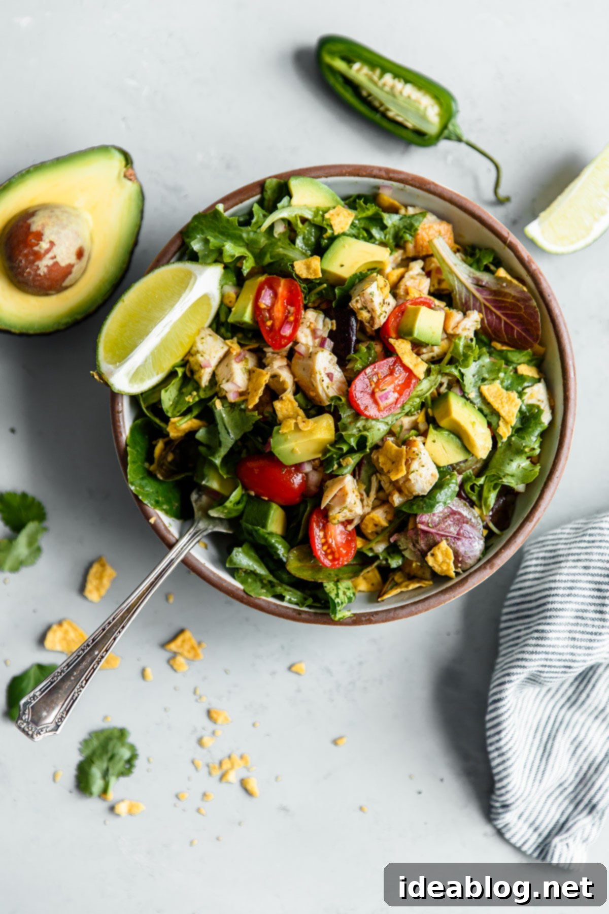 Emerald Guacamole Greens with a Zesty Jalapeño Lime Infusion 1 featured 20869