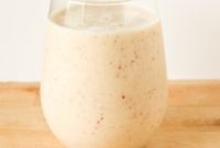 Creamy Banana Peach Smoothie