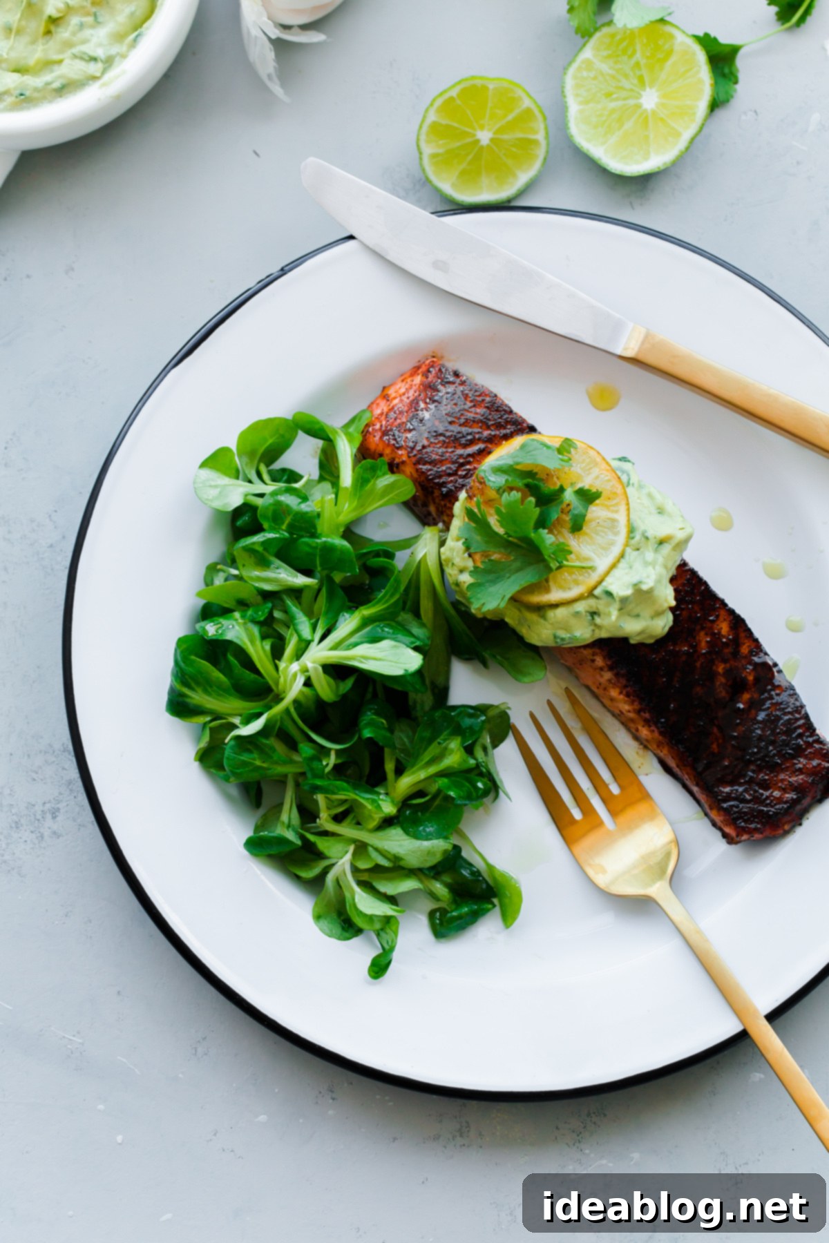 Spicy-Sweet Salmon with Creamy Avocado 1 featured 29462