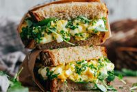 Creamy Egg Salad Sandwich