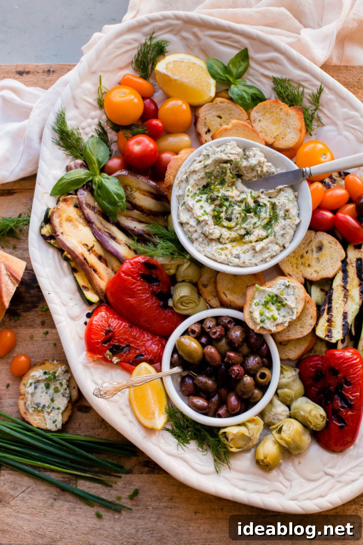 Tuna Crostini & Italian Antipasto Medley 72 featured 35379