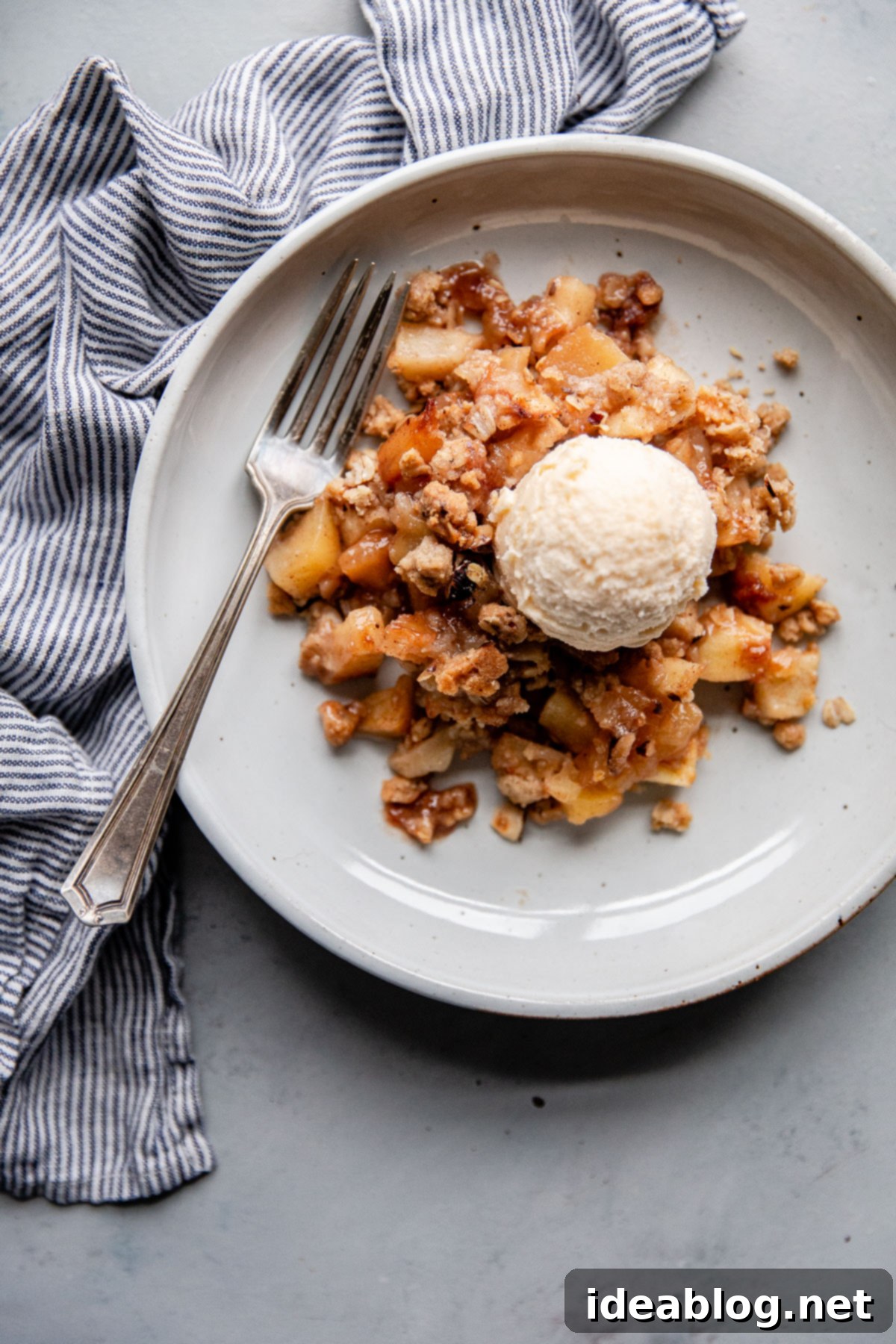 Rustic Apple Hazelnut Crumble 1 featured 40508