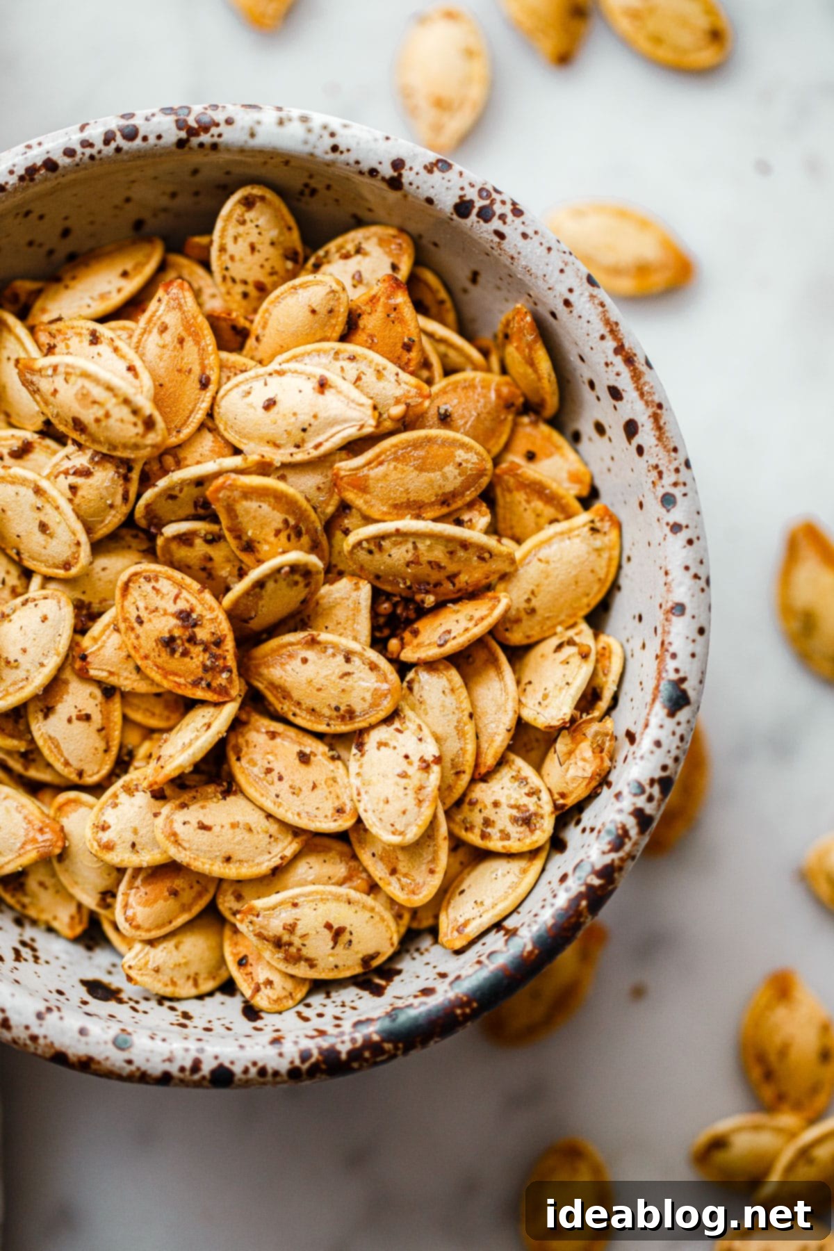 Savory Za'atar Roasted Pumpkin Seeds 1 featured 49577