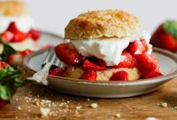 Lemon Cloud Strawberry Shortcakes