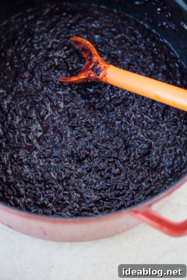 Black Pearl Risotto with Vibrant Kale Pesto 6 Forbidden Rice Risotto in Pot