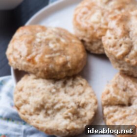 Honeyed Pepper Cheddar Biscuits 6 Cheddar Biscuits with Black Pepper Honey Glaze