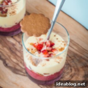 Zabaglione with Strawberry-Rhubarb Compote and Spiced Ginger Crumble 8 Zabaglione with Rhubarb, Strawberries, and Ginger Cookie Crumble