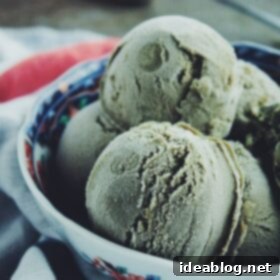Fresh Basil Ice Cream 2 Basil Ice Cream | bloggingoverthyme.com