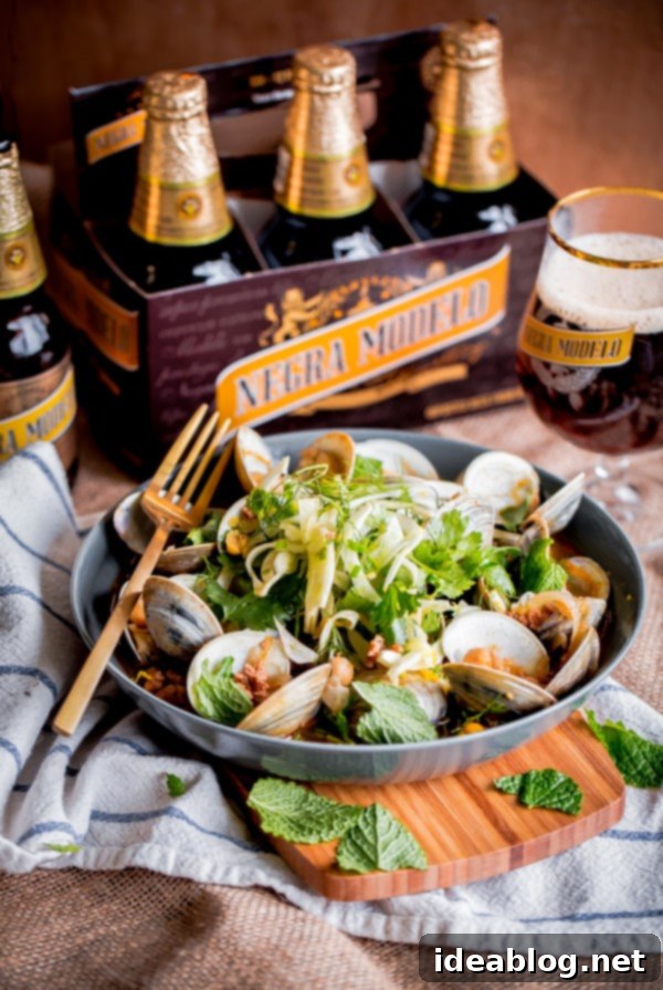 Chorizo and Ale Steamed Clams with Crisp Fennel Salad 8 Beer Steamed Clams with Chorizo