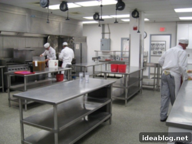 Day Two's Featured Bake: Quiche Lorraine 12 culinary school classroom