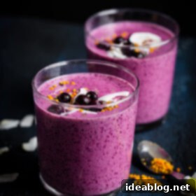 Berry Burst Smoothie 2 Simple Berry Smoothie - a quick and easy recipe for a healthy, delicious, and vibrant drink.