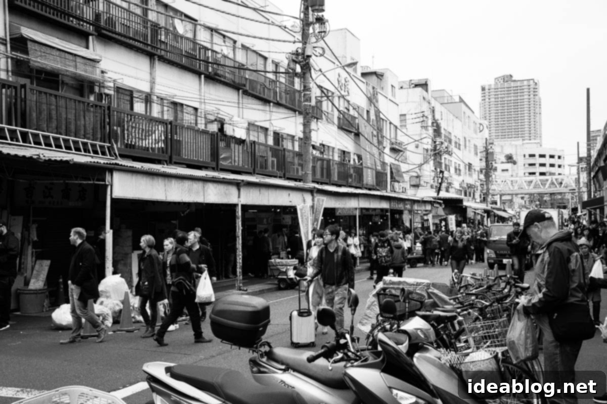 Tokyo: The Ultimate Guide 41 Tsukiji Outside Market Black and White