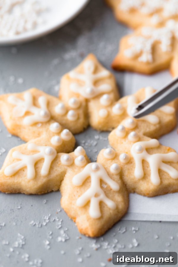 Tender Almond Sugar Cookies with Sweet Glaze 8 Decorating Sugar Cookies