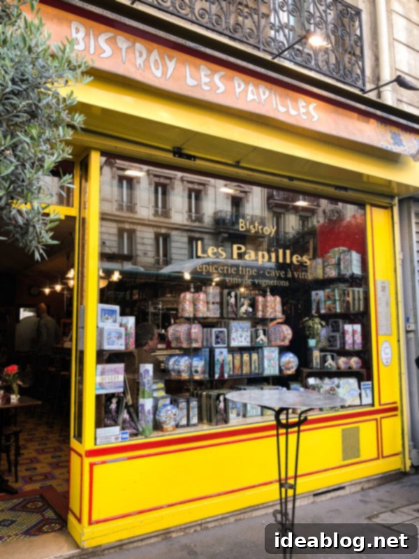 The Taste of Paris: Your Dining Companion 41 A hearty, family-style French dish from Bistrot Les Papilles.