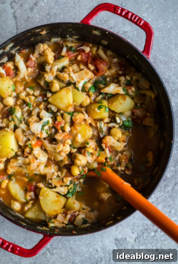 10 Healthy Make Ahead Meals - these hearty, wholesome meals that can be prepped almost entirely ahead or made even easier with a few basic tips.  Chickpea Cauliflower Curry