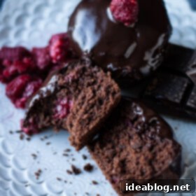 Decadent Dark Chocolate Chunk Raspberry Muffins 7 Dark Chocolate Chunk Raspberry Muffins