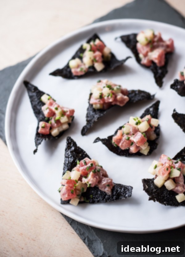 Crispy Nori Ahi Tartare 7 Tuna Tartare with Nori Chips
